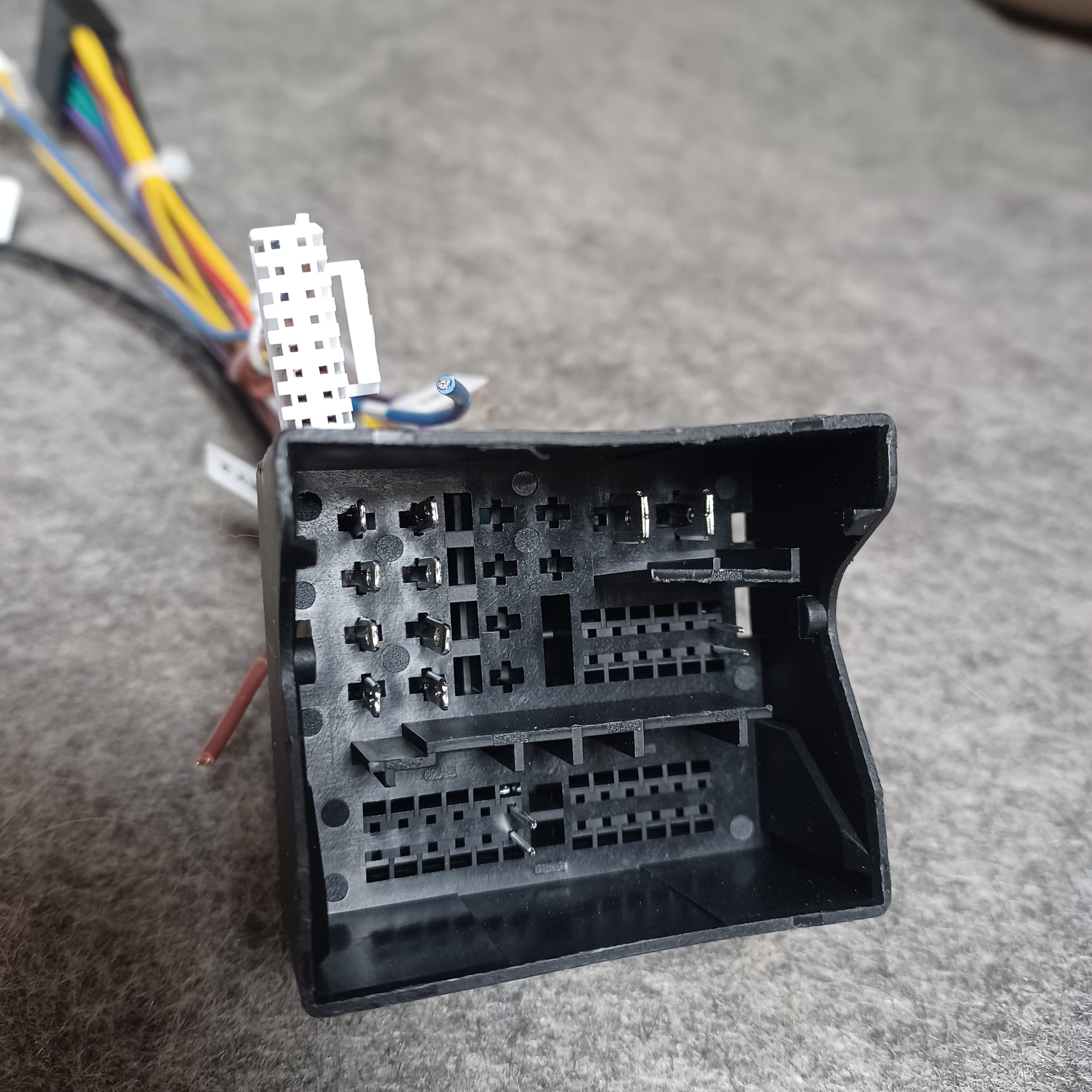 Cableado Volkswagen MQB QuadLock 52 pines