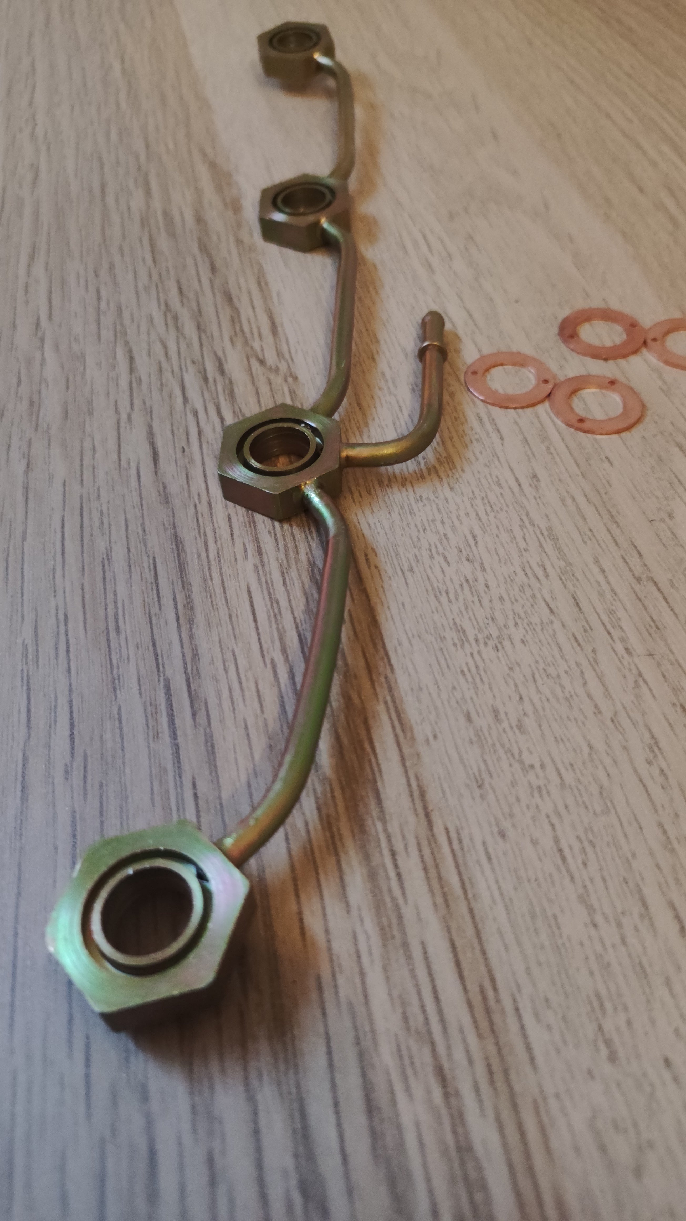 Tubería retorno gasoil Mitsubishi 4D56