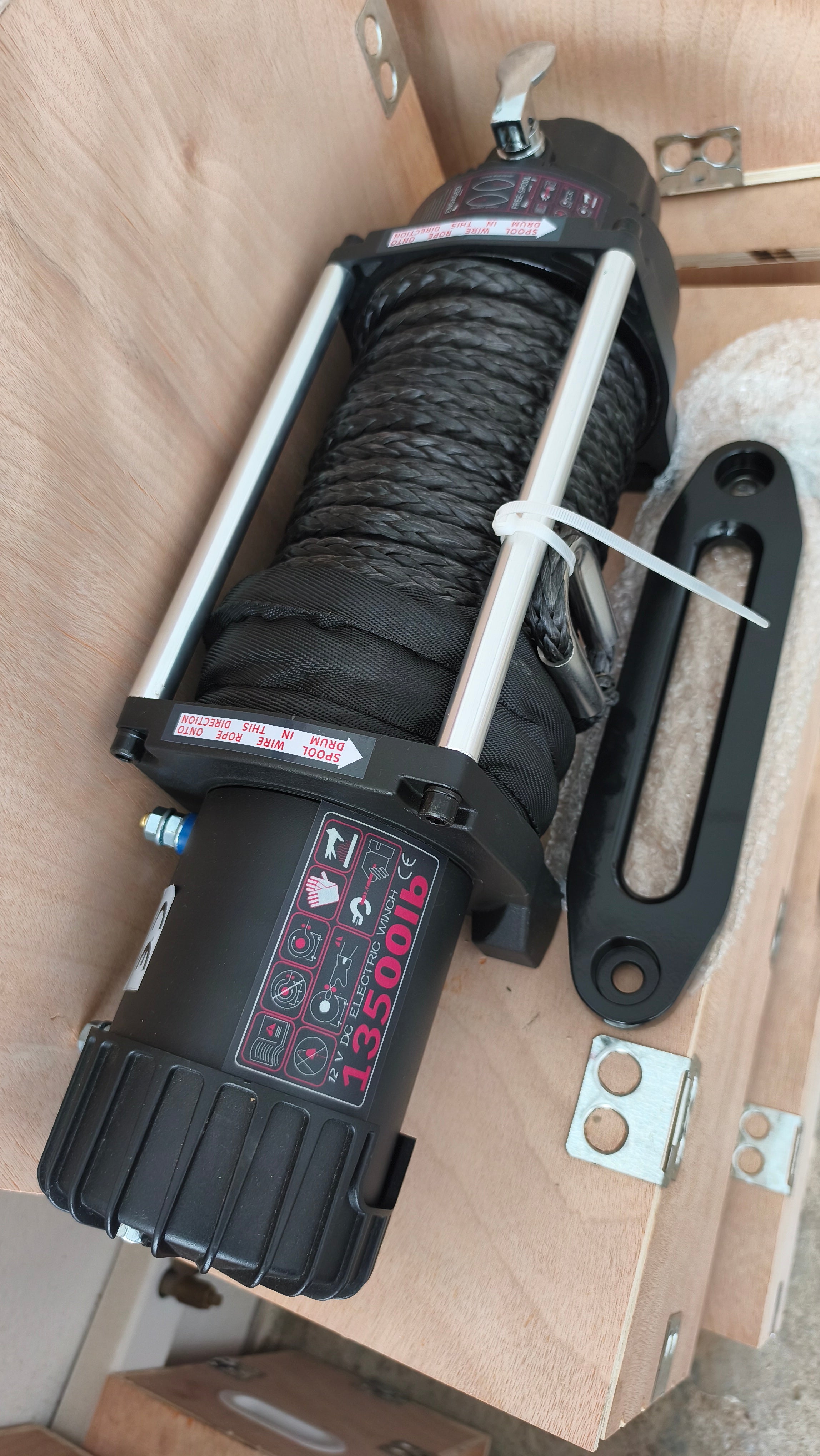 Cabrestante 13500 LBS Winch 12v