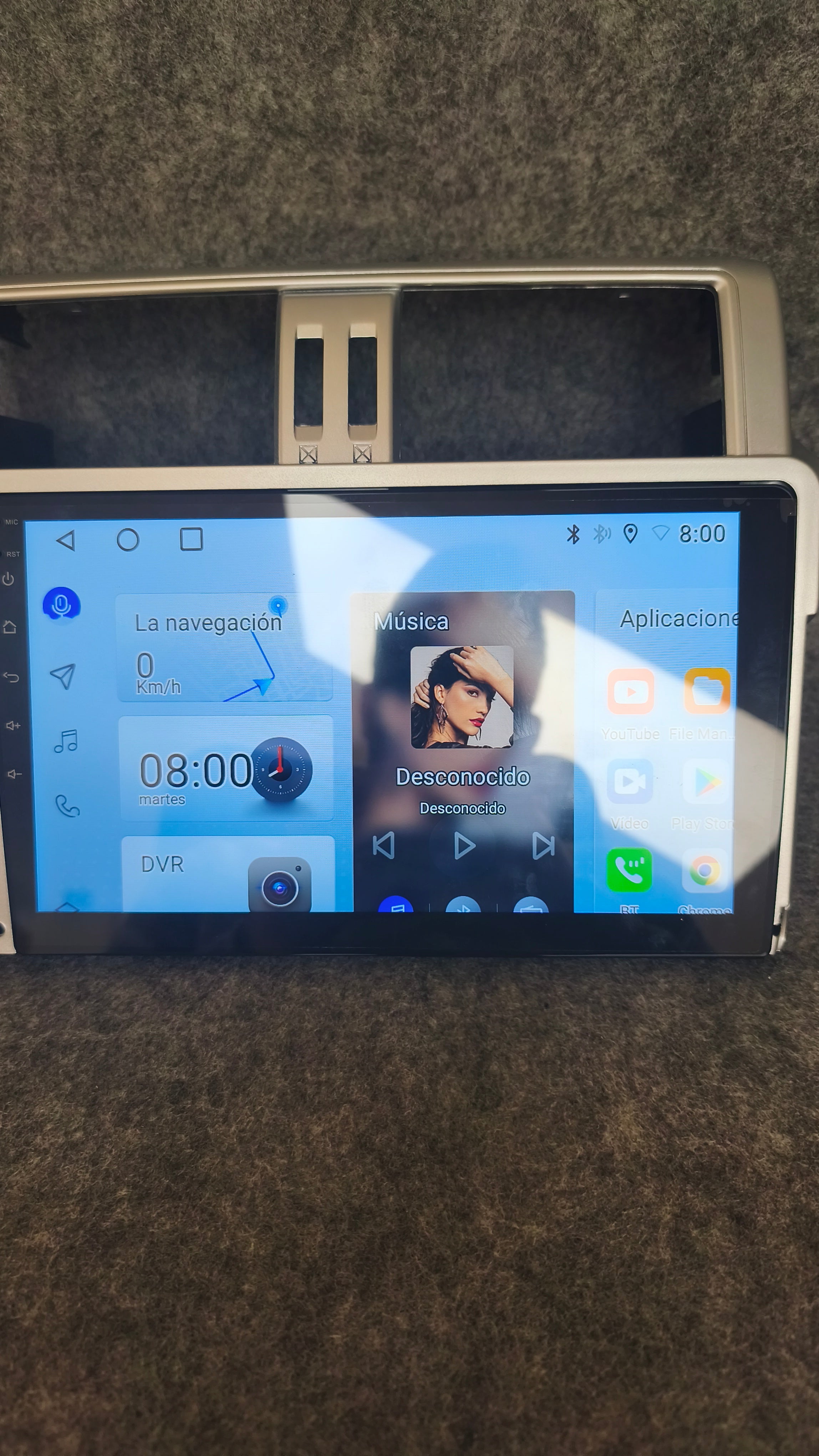 Pantalla / Radio Android para Toyota Land Cruiser 150 (+2009) – CarPlay y Android Auto – Plug & Play (Copia)